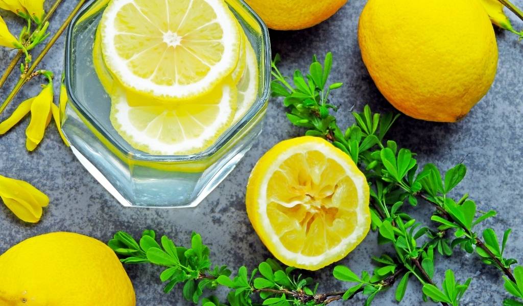Sağlık Ajandası | Sağlık Haberleri: Limonlu suyun faydaları uzun süredir biliniyor.