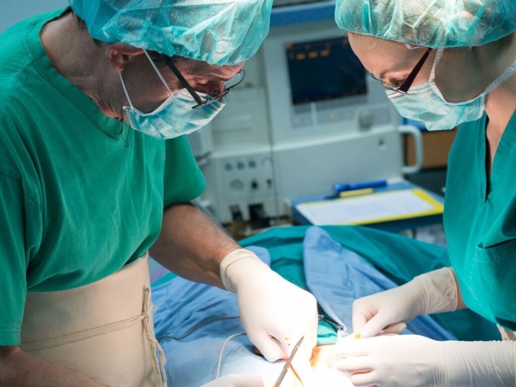 Çocuk cerrahisinde en sık görülen ameliyat nedir?